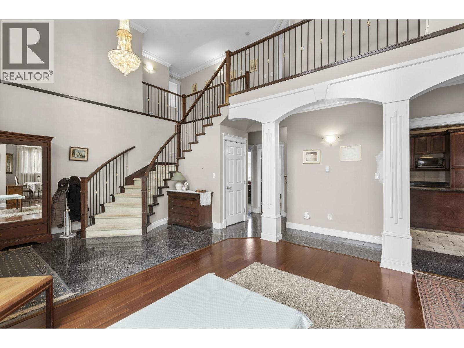 218 SEAVIEW DRIVE