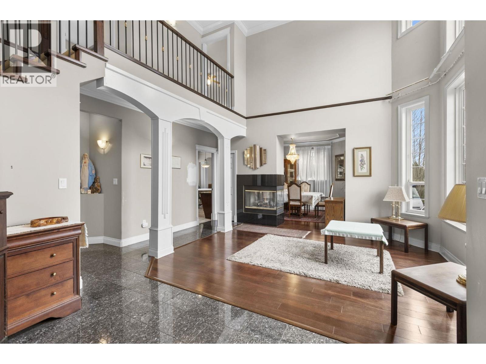 218 SEAVIEW DRIVE