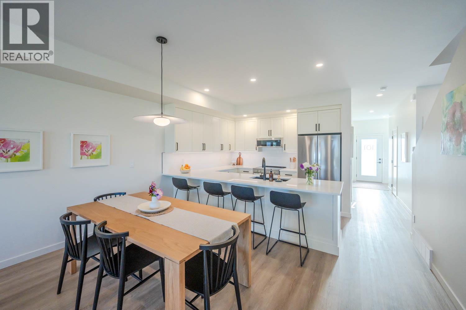 158 DEER Place Unit# 107