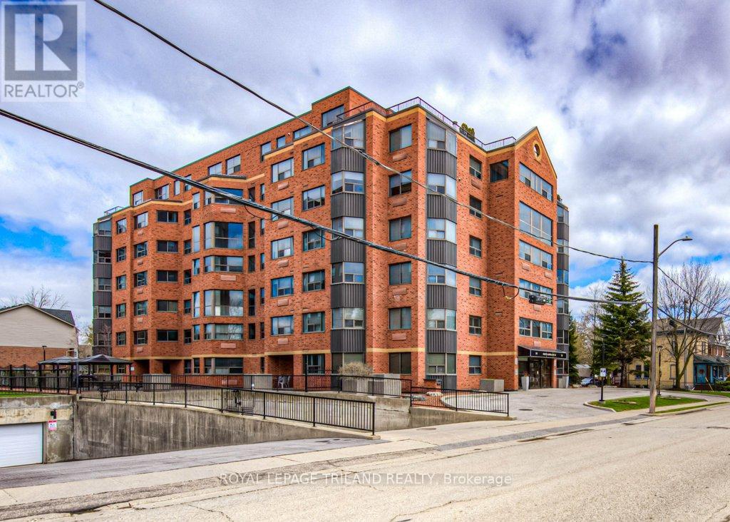 403 - 20 ELLEN STREET