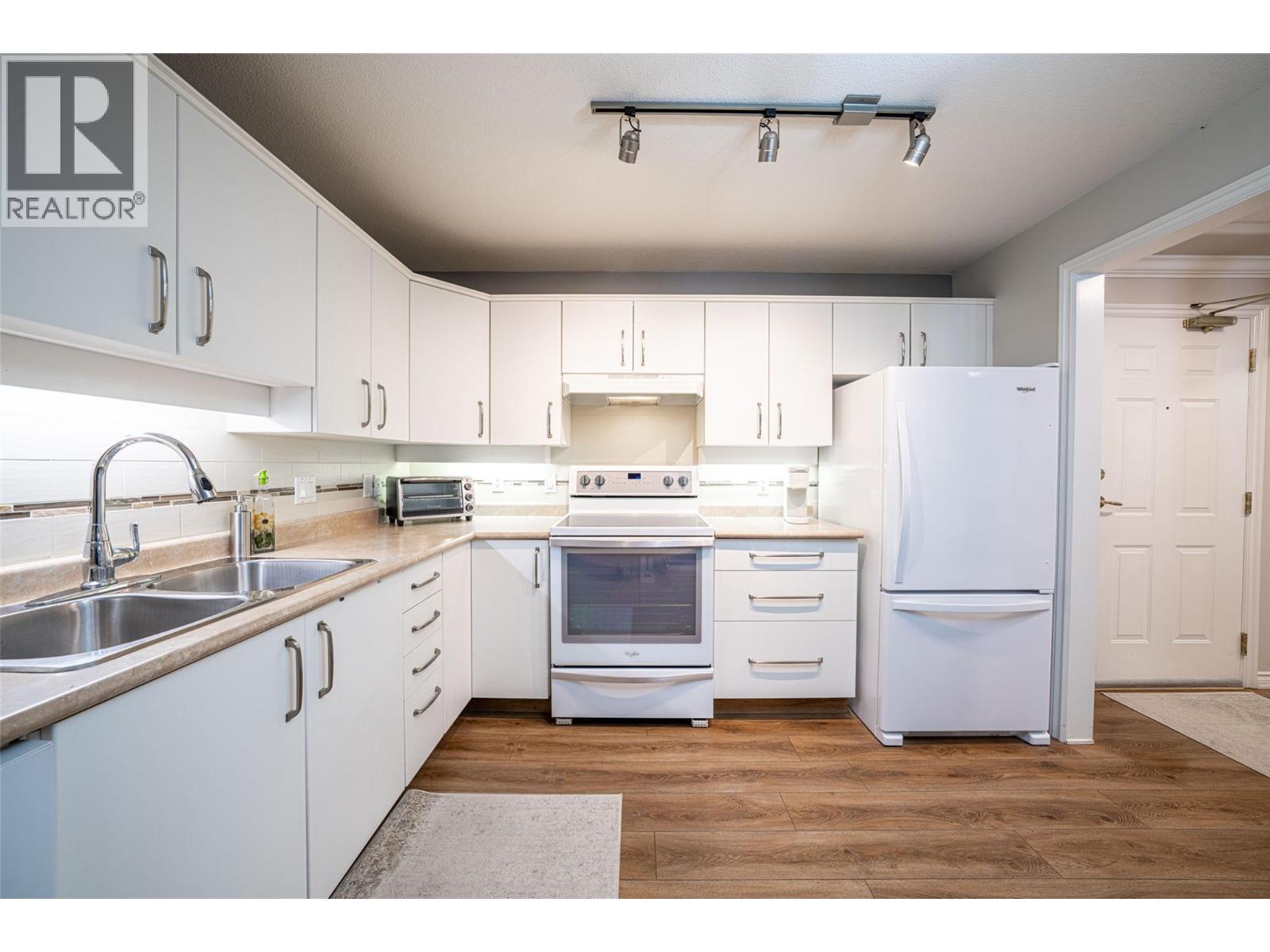 3300 Centennial Drive Unit# 112