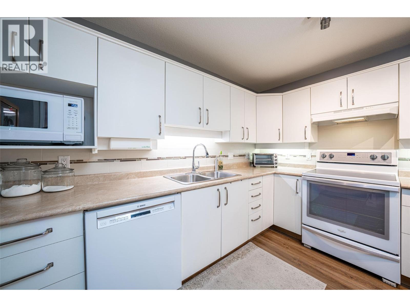 3300 Centennial Drive Unit# 112