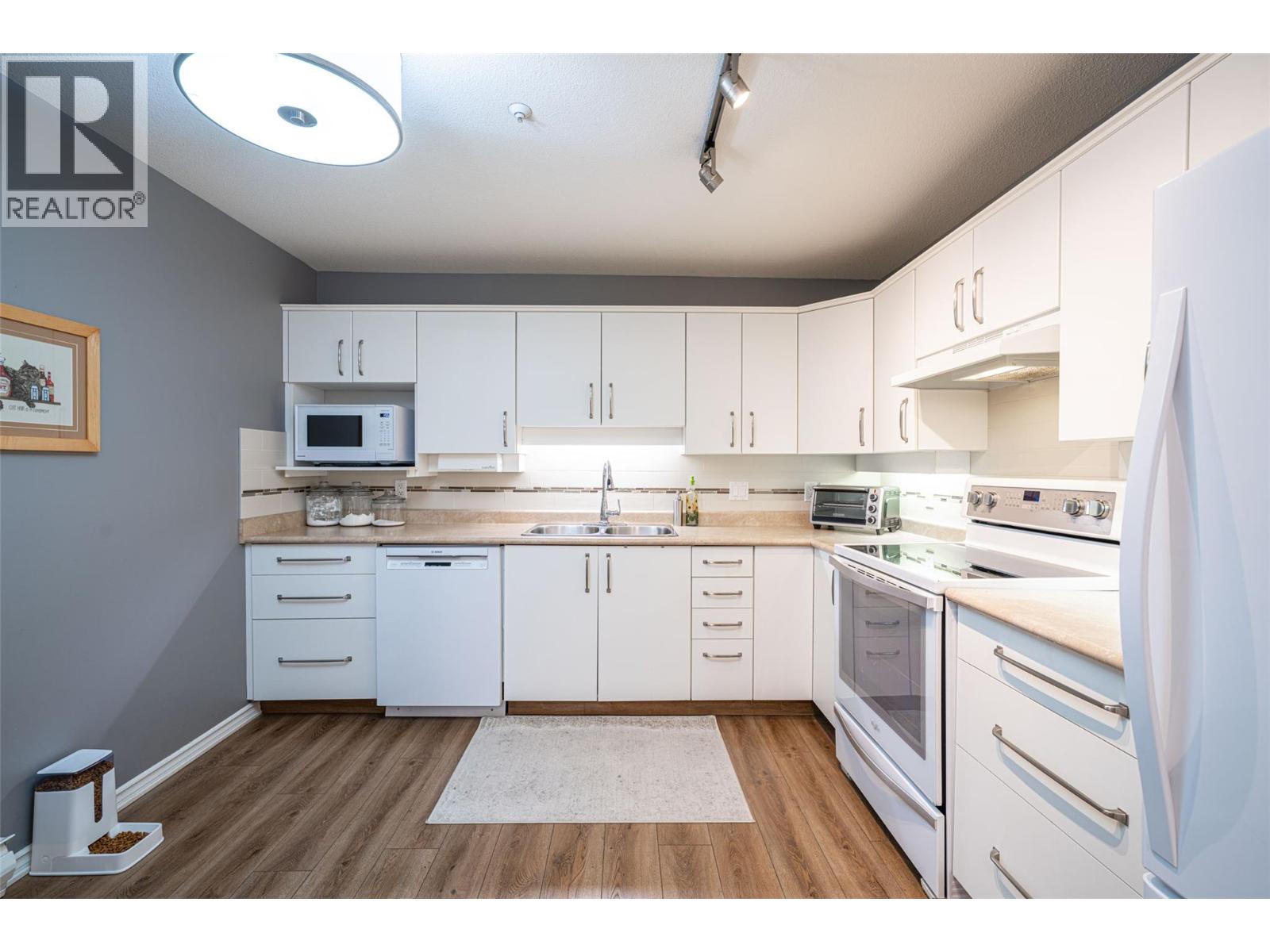 3300 Centennial Drive Unit# 112