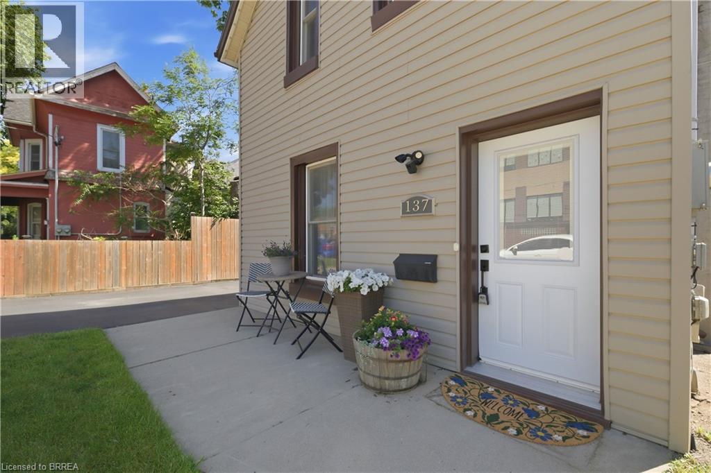 137 BROCK Street