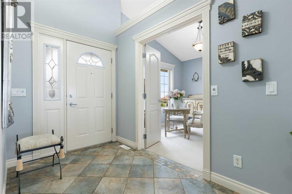 25 Panorama Hills Heights NW