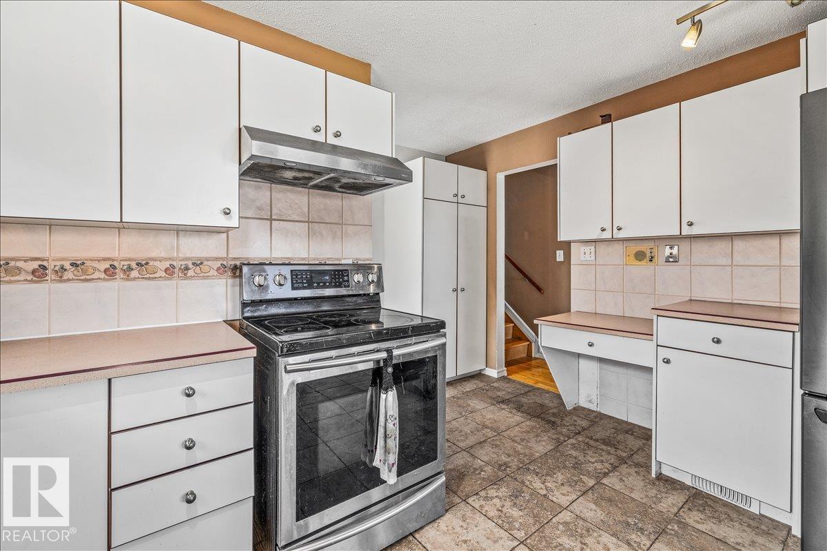 135 HOMESTEAD CR NW NW