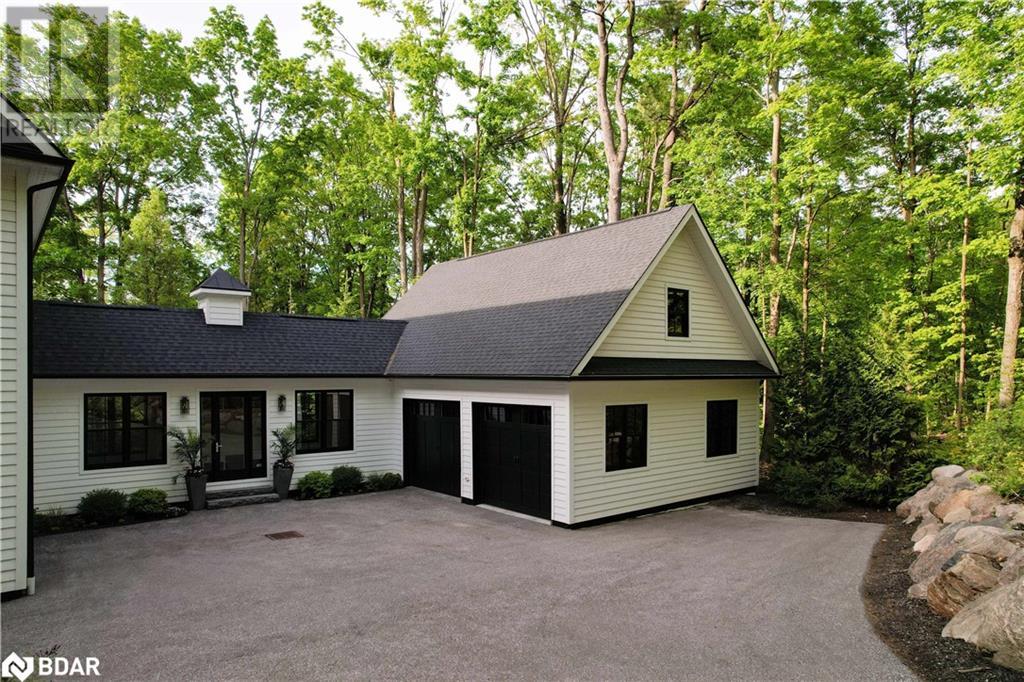 880 SHOREVIEW Drive