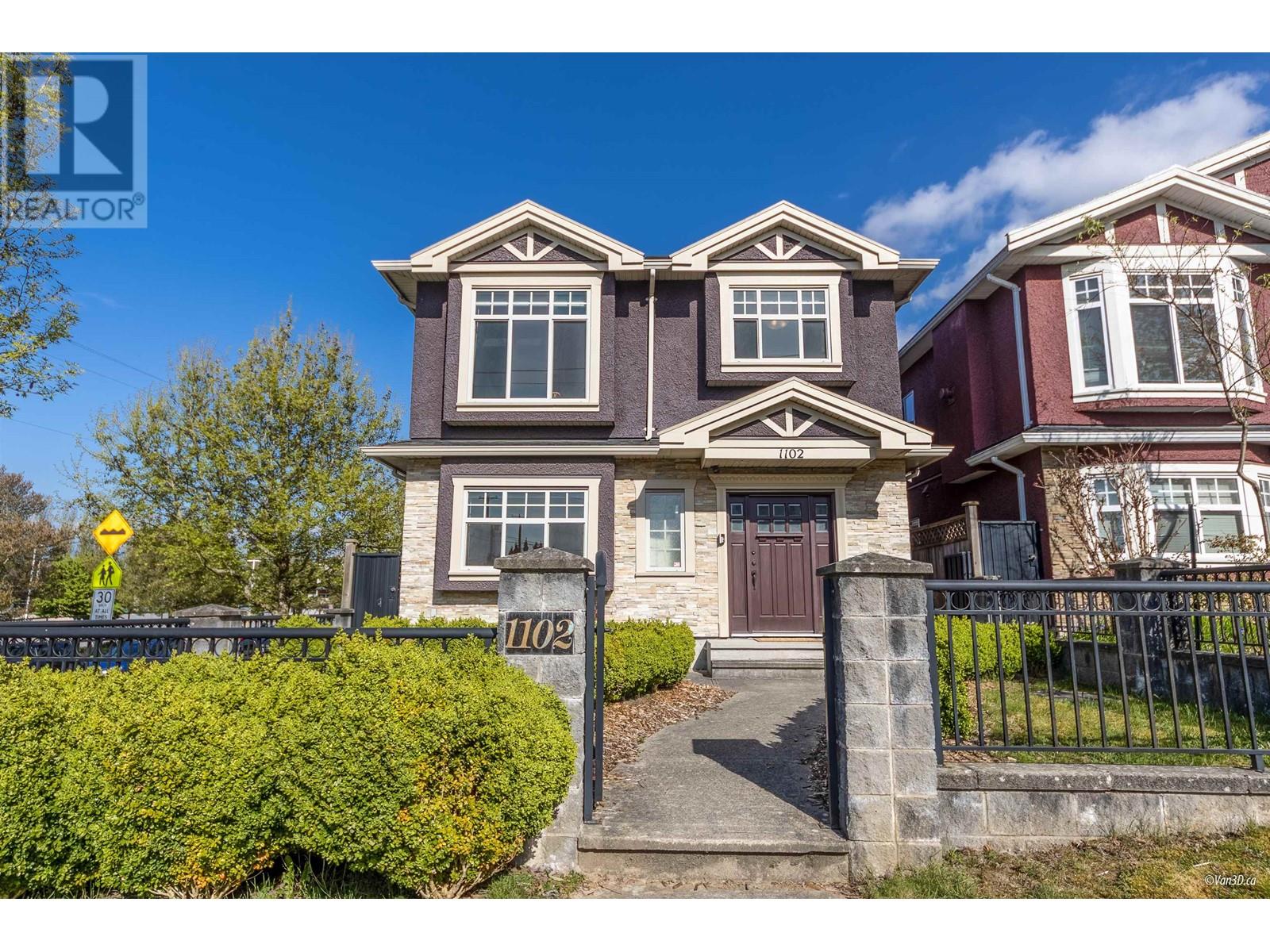 1102 KASLO STREET