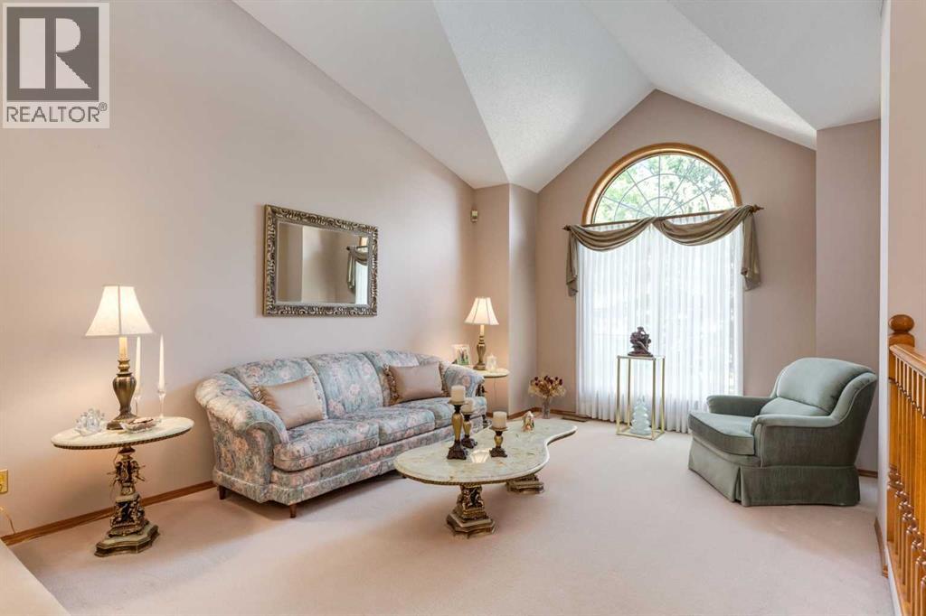 180 Edgevalley Circle NW