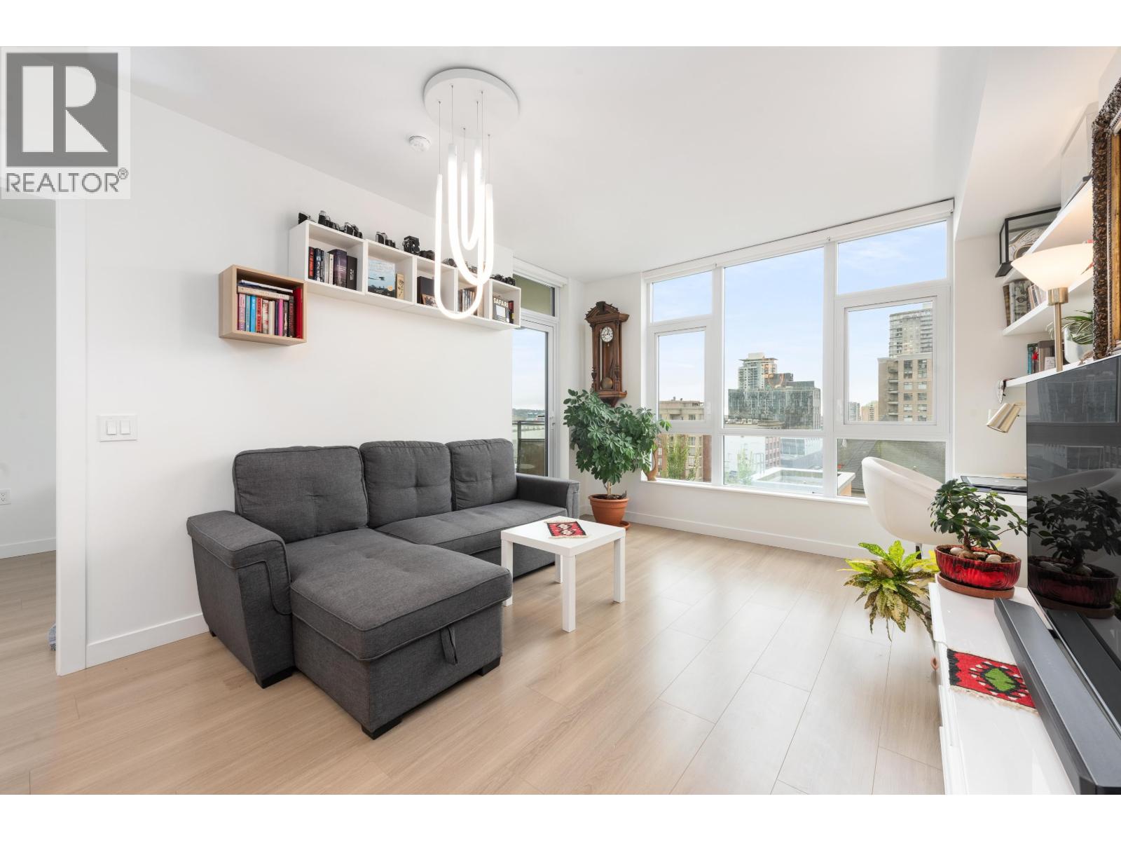 611 618 CARNARVON STREET