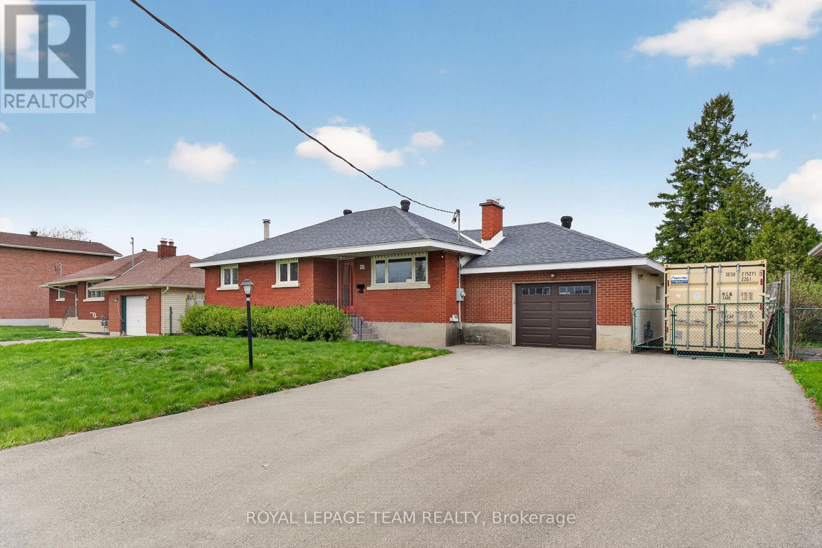 15 DONNA STREET