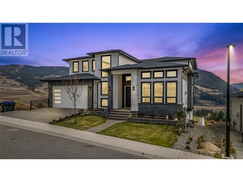 647 Carnoustie Drive Kelowna BC V1P1V2