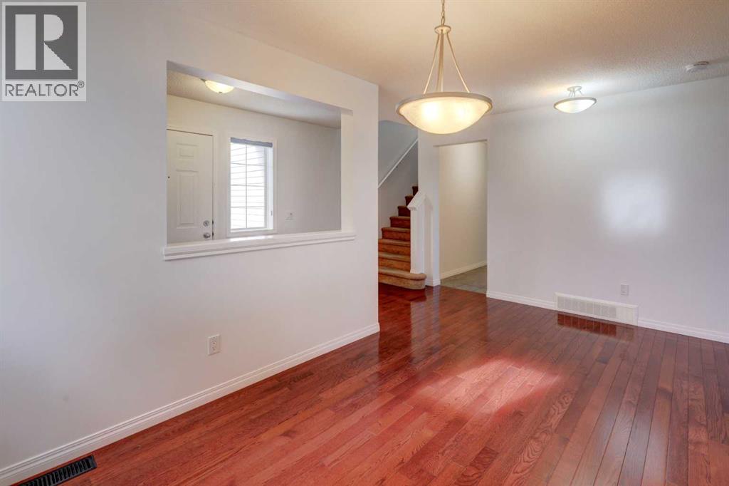 160 Rockywood Park NW