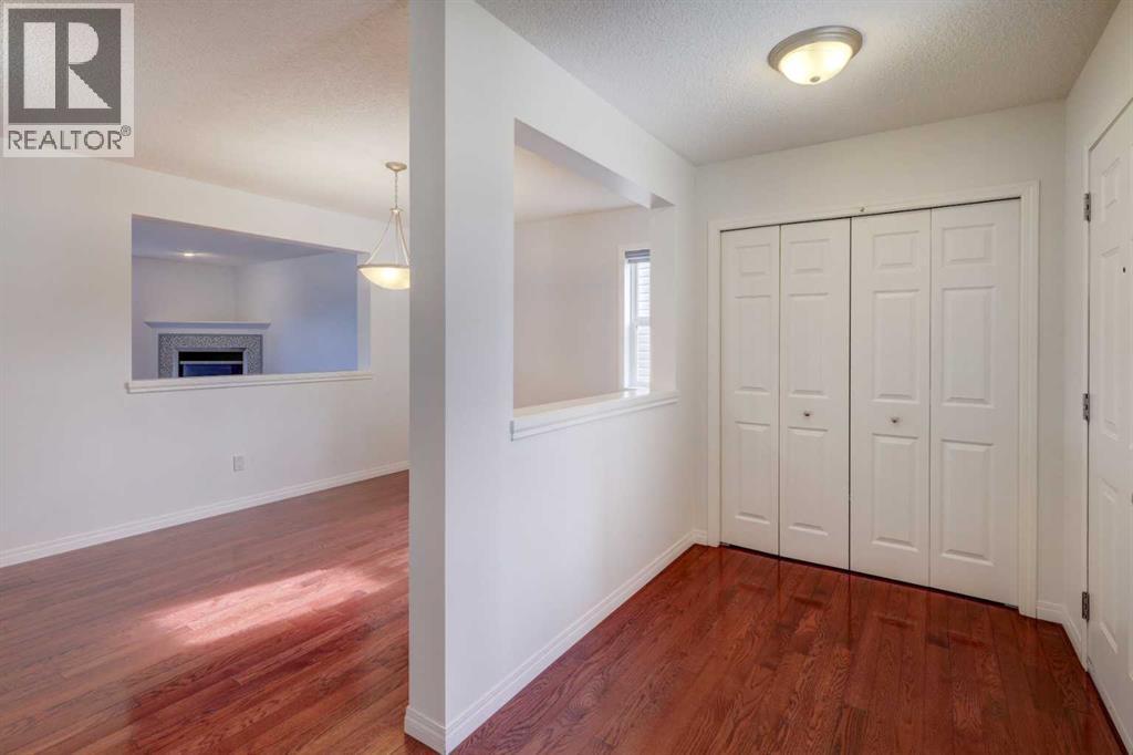 160 Rockywood Park NW