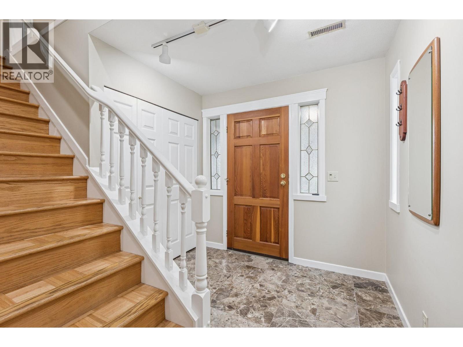 950 ROCHE POINT DRIVE