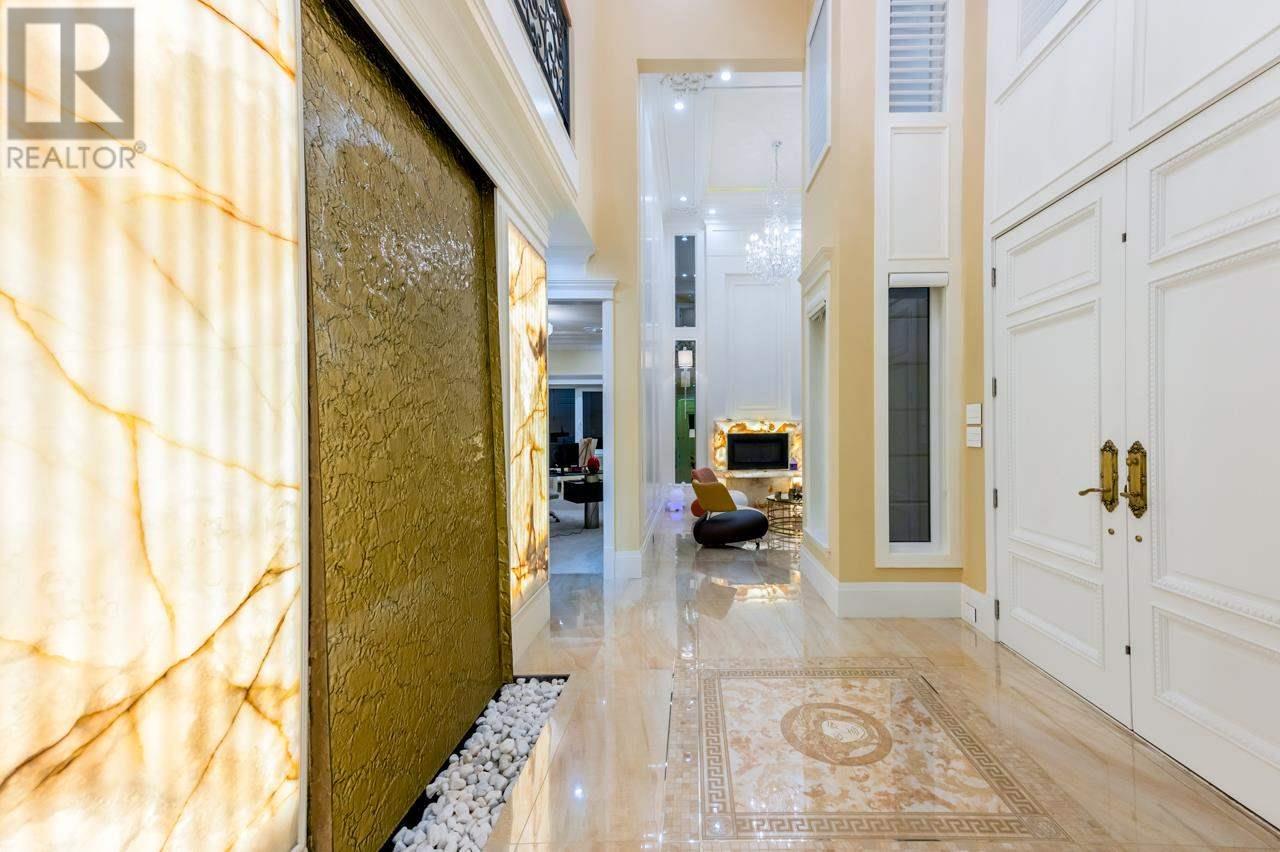 7431 SUNNYMEDE CRESCENT
