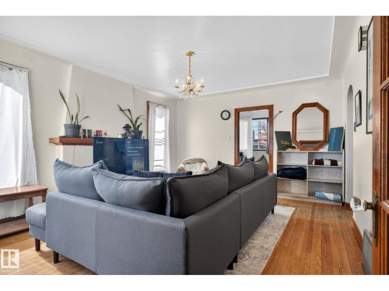 12230 95A ST NW