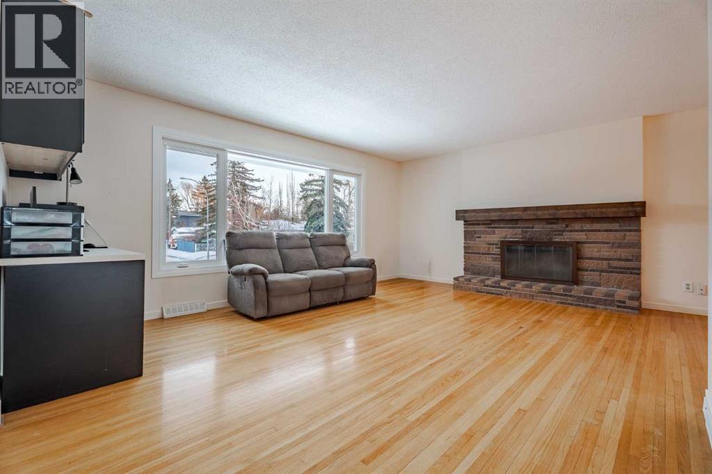 3335 Boulton Road NW