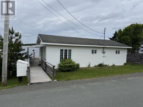 13 Southside Road Boyd's Cove NF A0G1G0