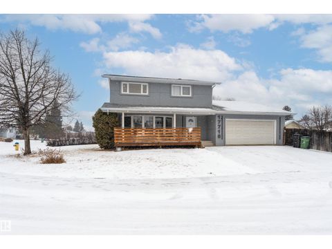 17716 84 AV NW Edmonton AB T5T0N4