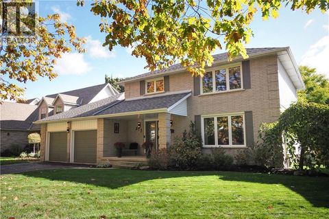 375 CRIMSON Drive Waterloo ON N2K2V2