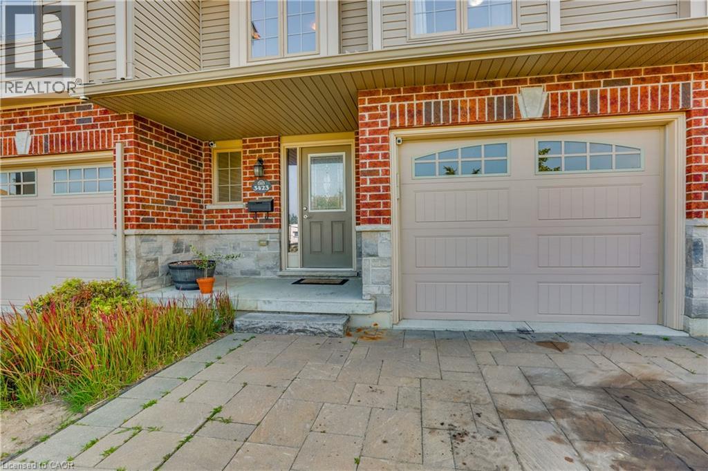 3423 CASTLE ROCK Place Unit# 10