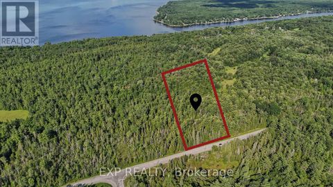 LOT4758 DUNROBIN ROAD Ottawa ON K0A3M0