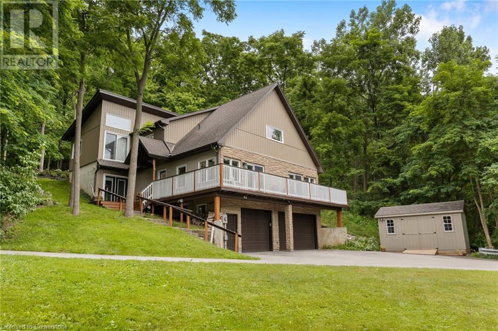 84 CAROLINIAN Lane