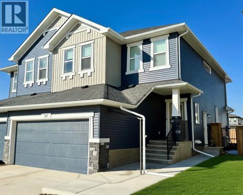 28 Aster Link Okotoks AB T1S5Y1