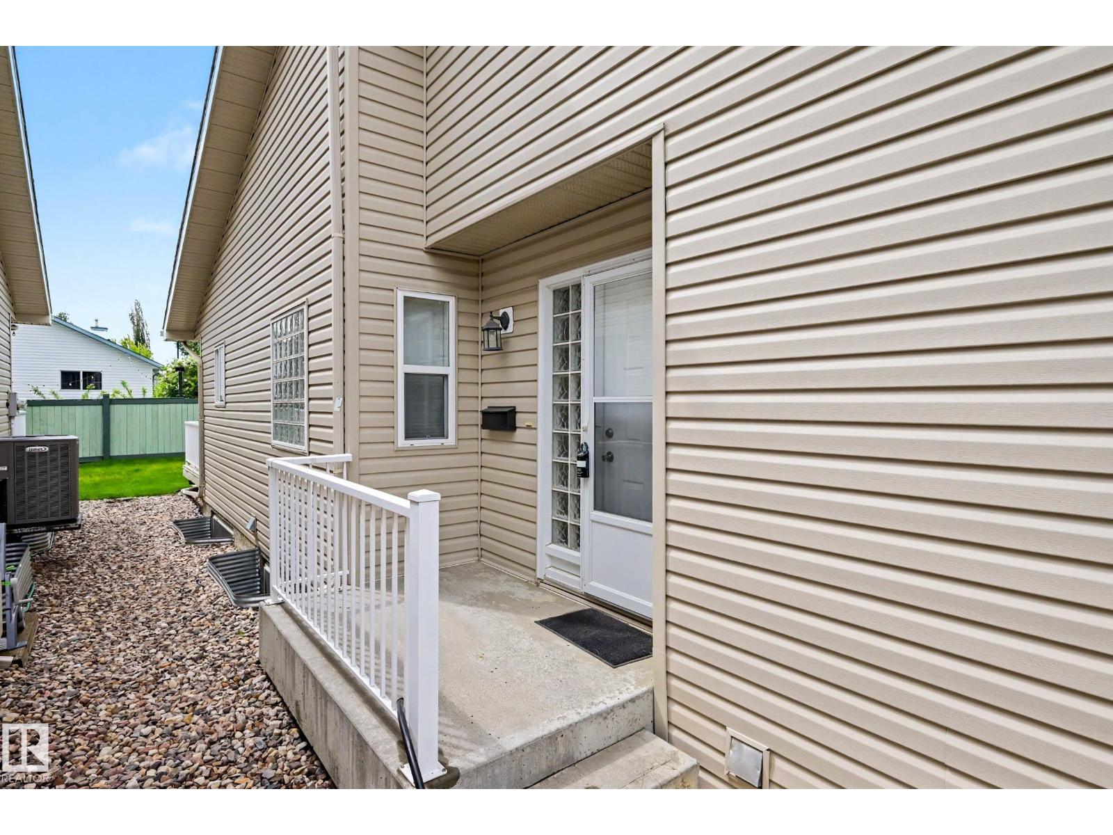 #6 2031 BRENNAN CR NW