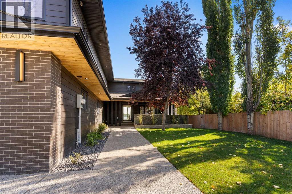 692 West Chestermere Drive