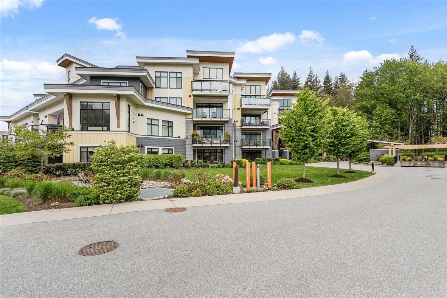 204 5384 TYEE LANE|Garrison Crossing