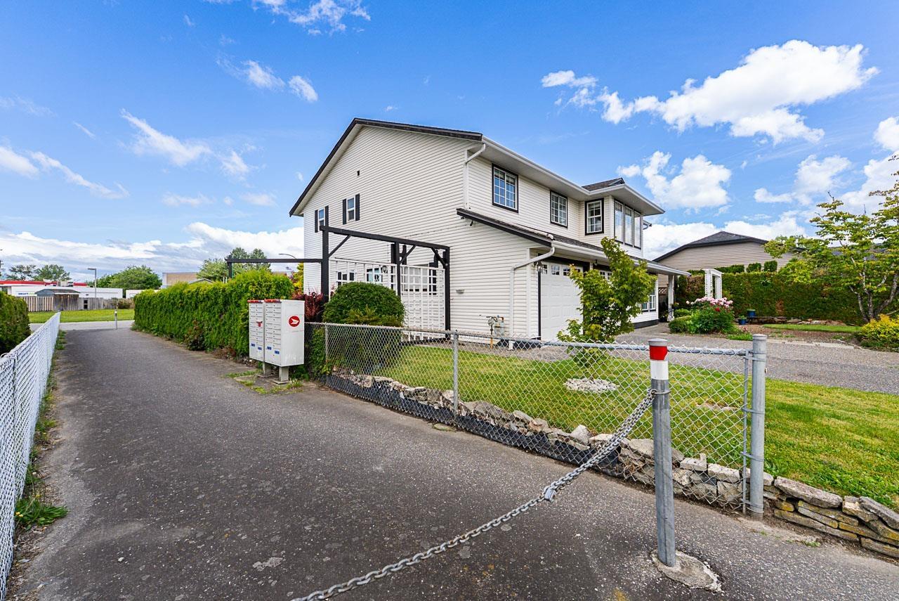 7652 SAPPHIRE DRIVE|Sardis West Vedder