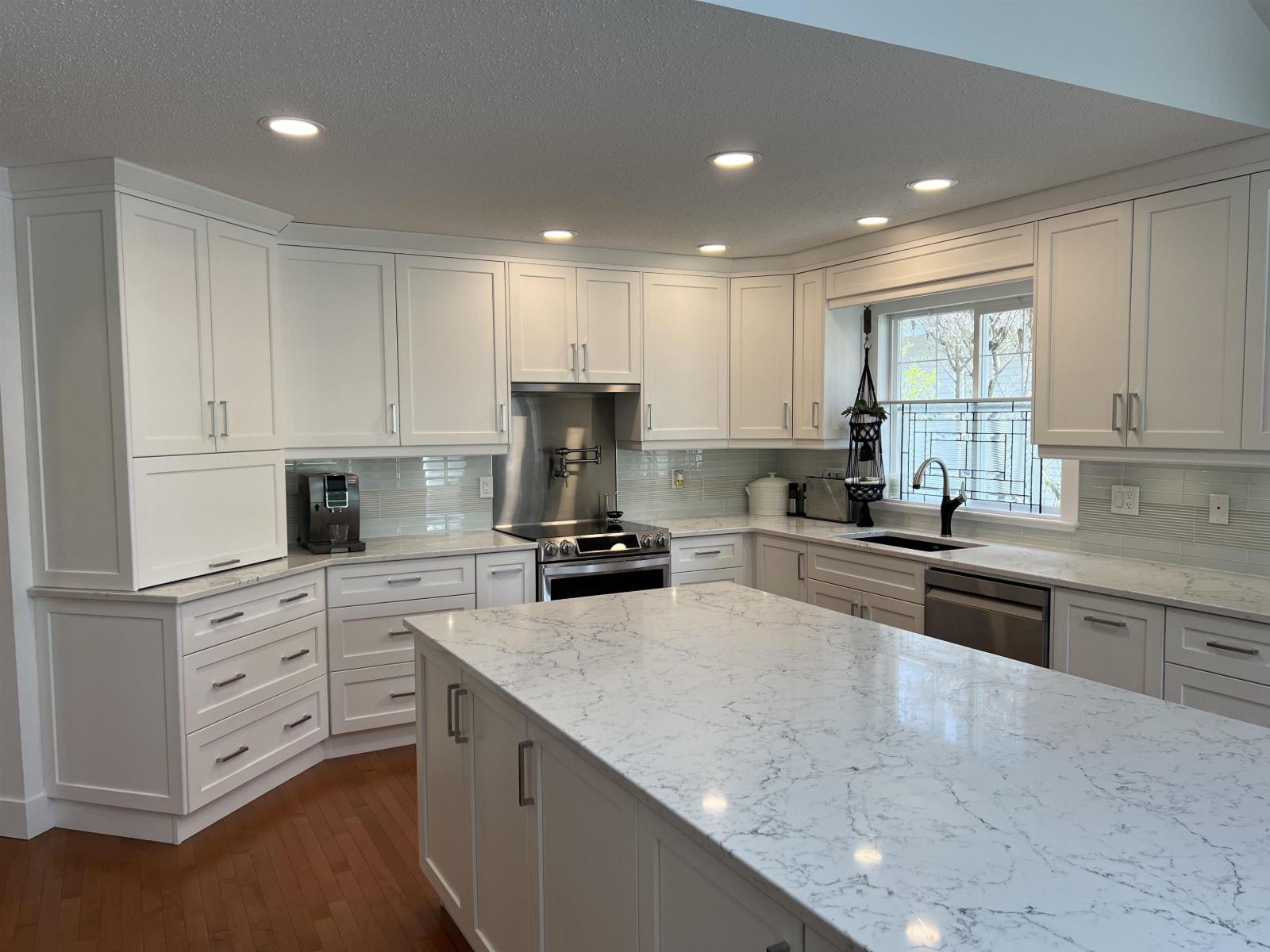 102 16995 64TH AVENUE