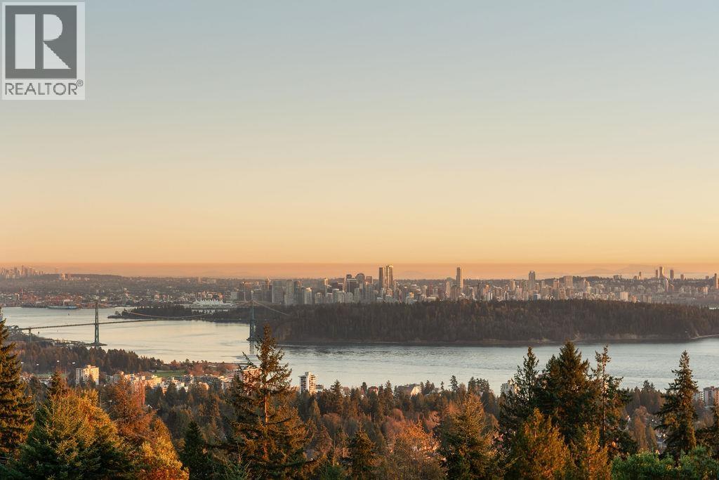 73 2212 FOLKESTONE WAY