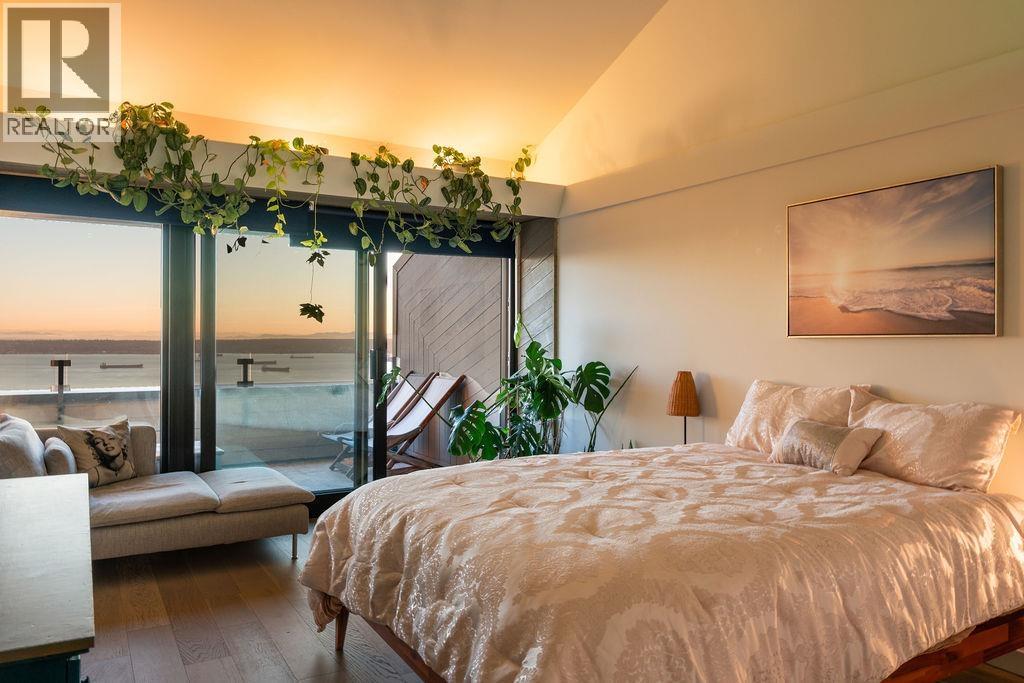 73 2212 FOLKESTONE WAY