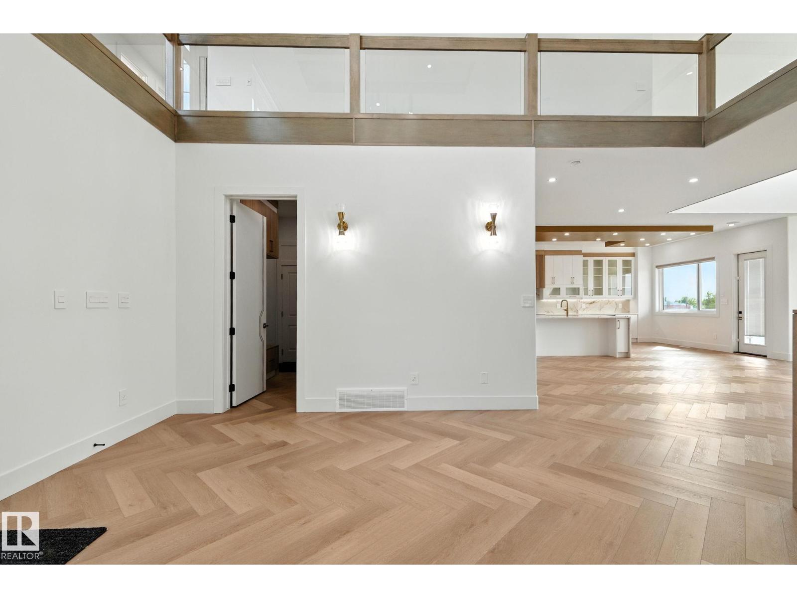 9423 181 AV NW
