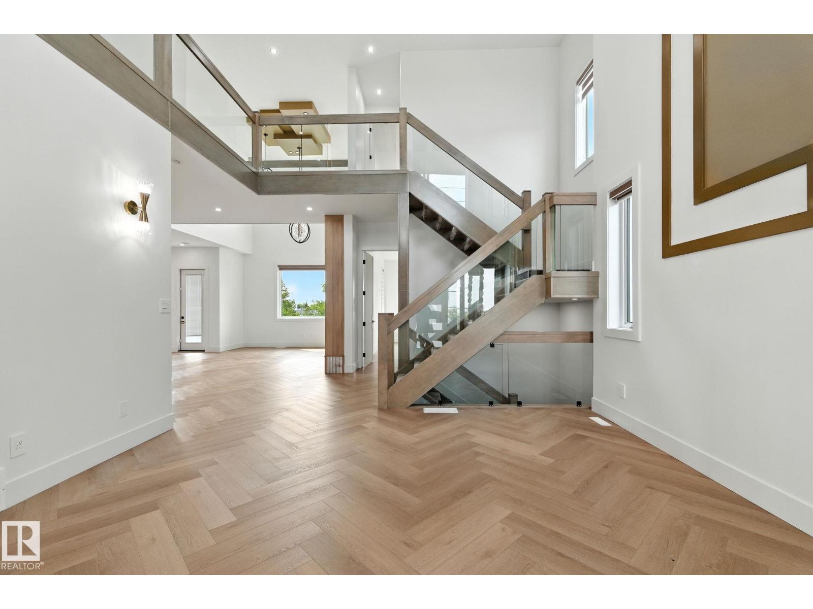 9423 181 AV NW