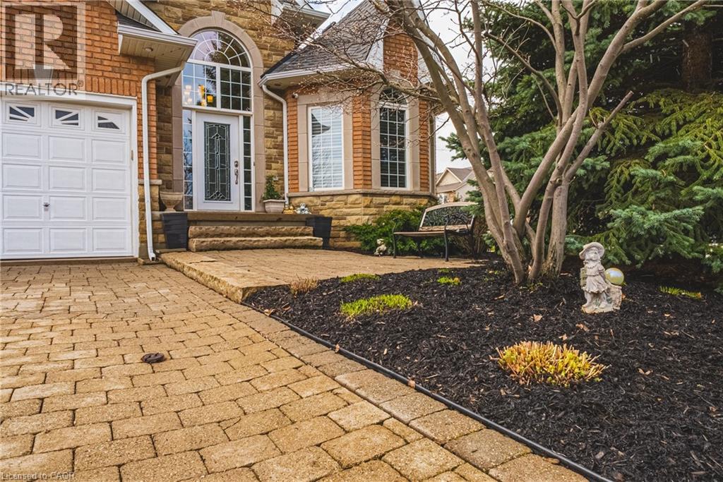 137 PINEHILL Drive