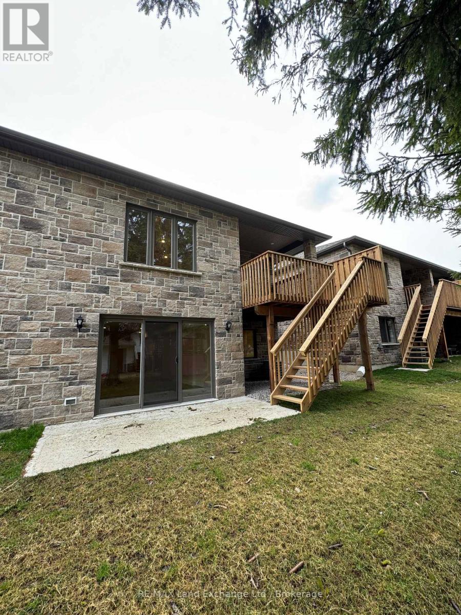 15 NYAH COURT