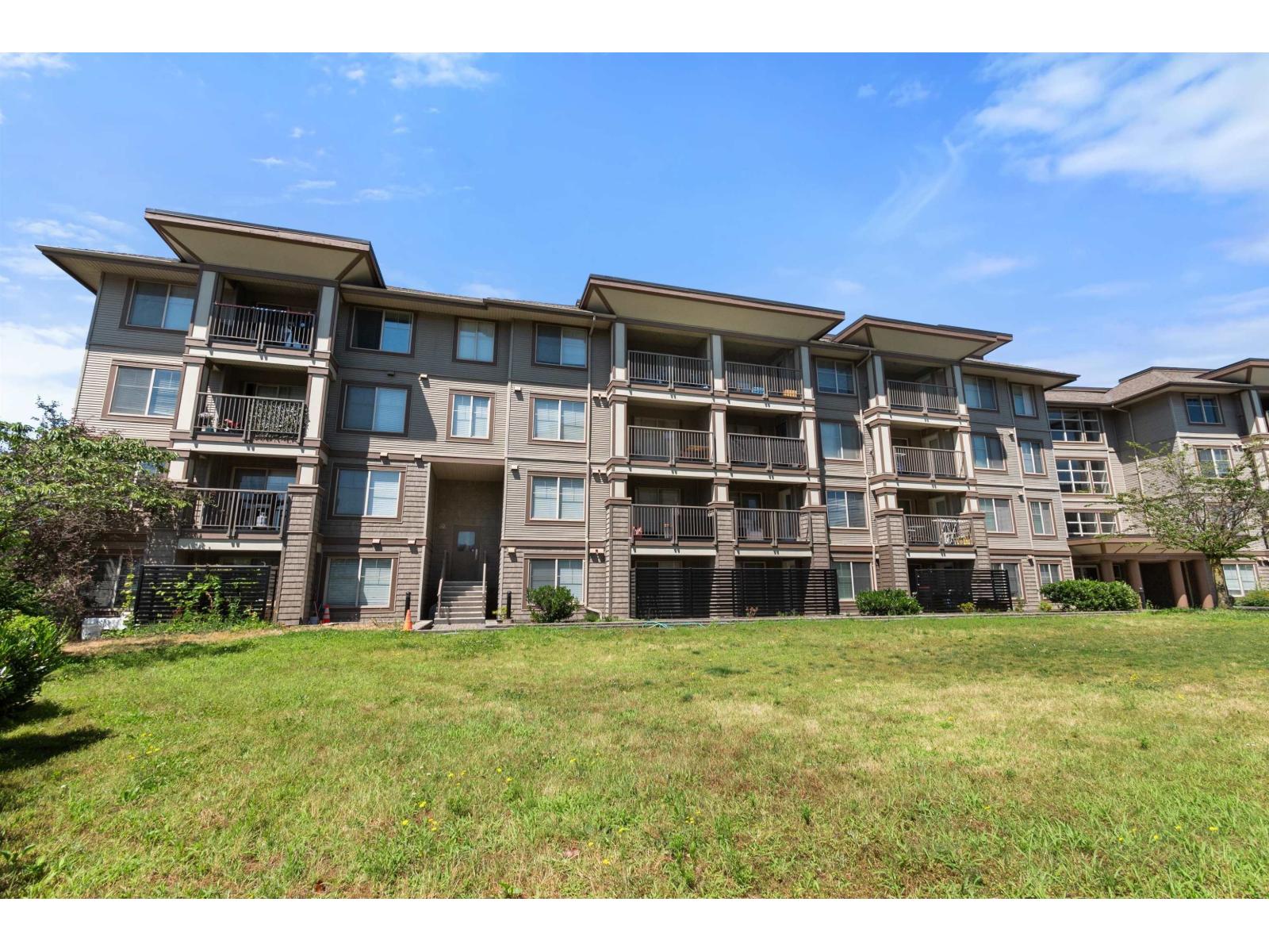 204 45559 YALE ROAD|Chilliwack Proper South