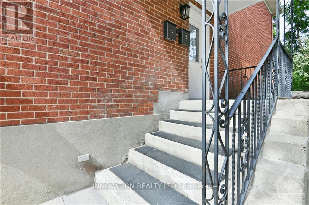 391 GREENWOOD AVENUE