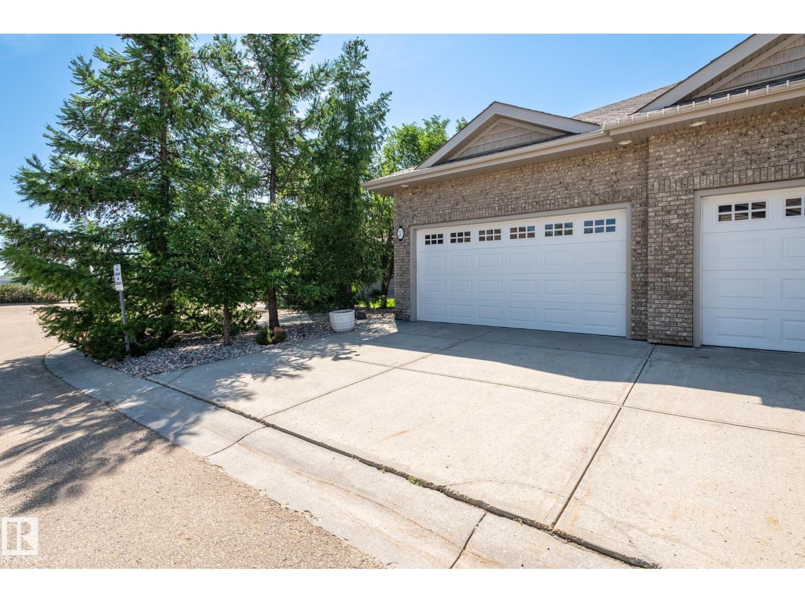 #20 1407 GLASTONBURY BV NW NW