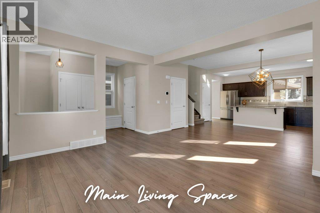 207 River Heights Crescent