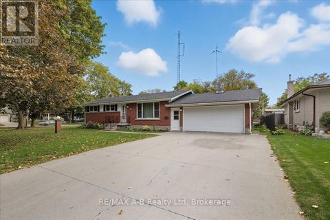 5 MCDONALD STREET Stratford ON N5A4W4