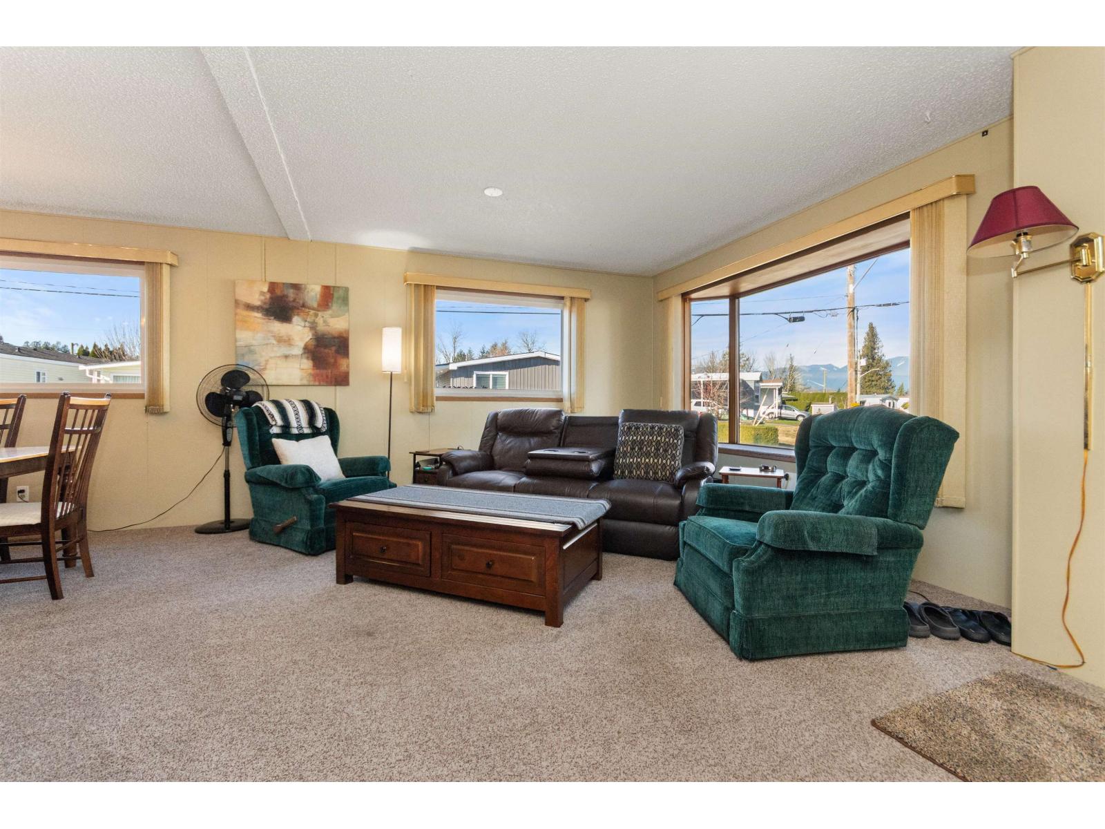 137 6338 VEDDER ROAD|Sardis South