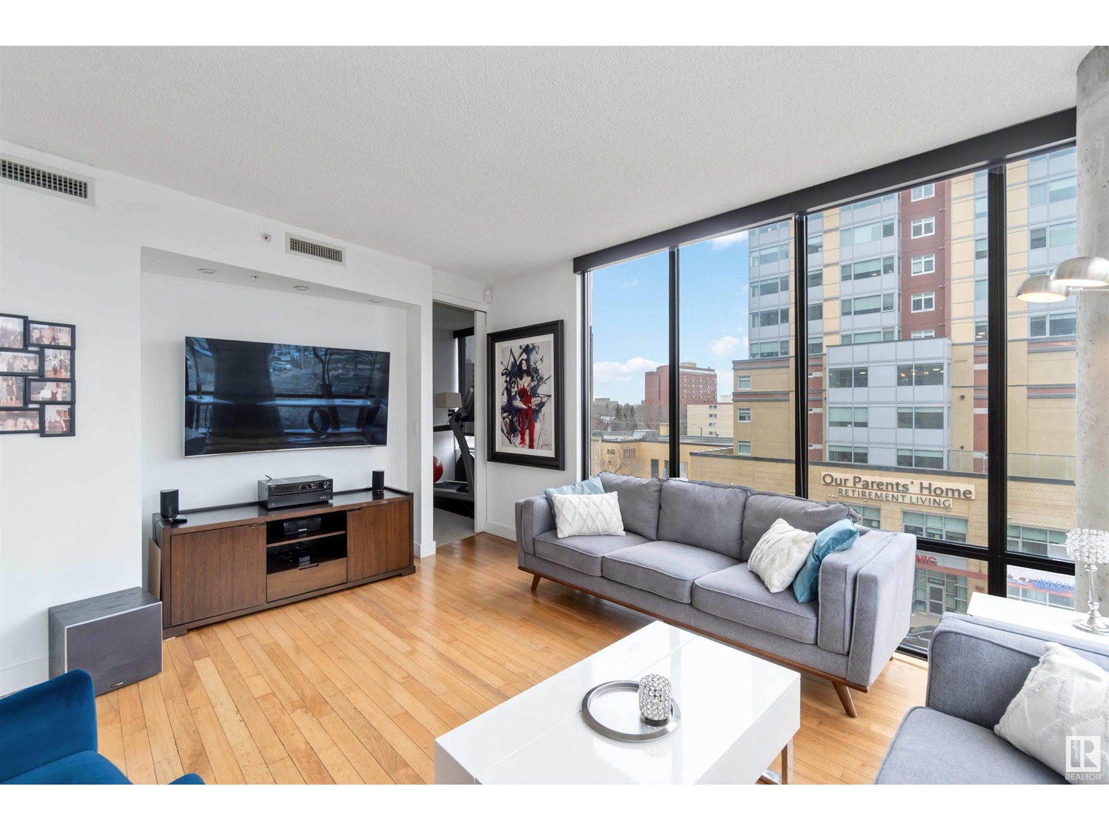 #504 10028 119 ST NW