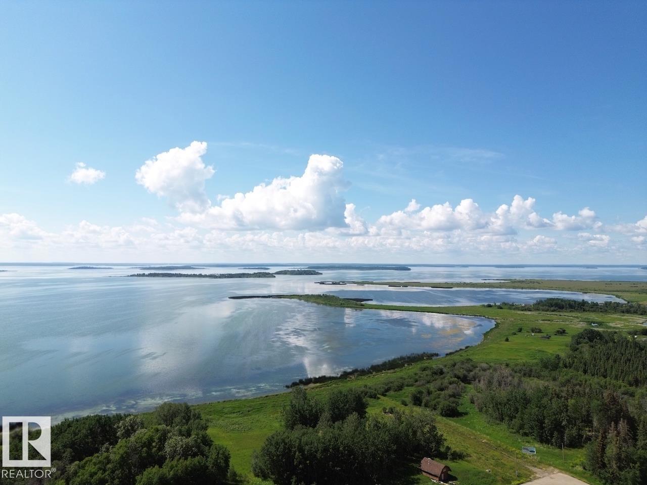 5 Islandview Road LAC LA BICHE LAKE