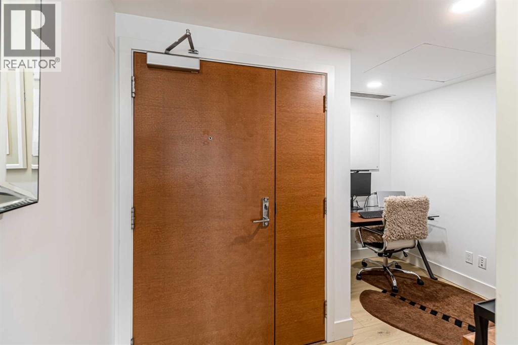 205, 519 Riverfront Avenue SE