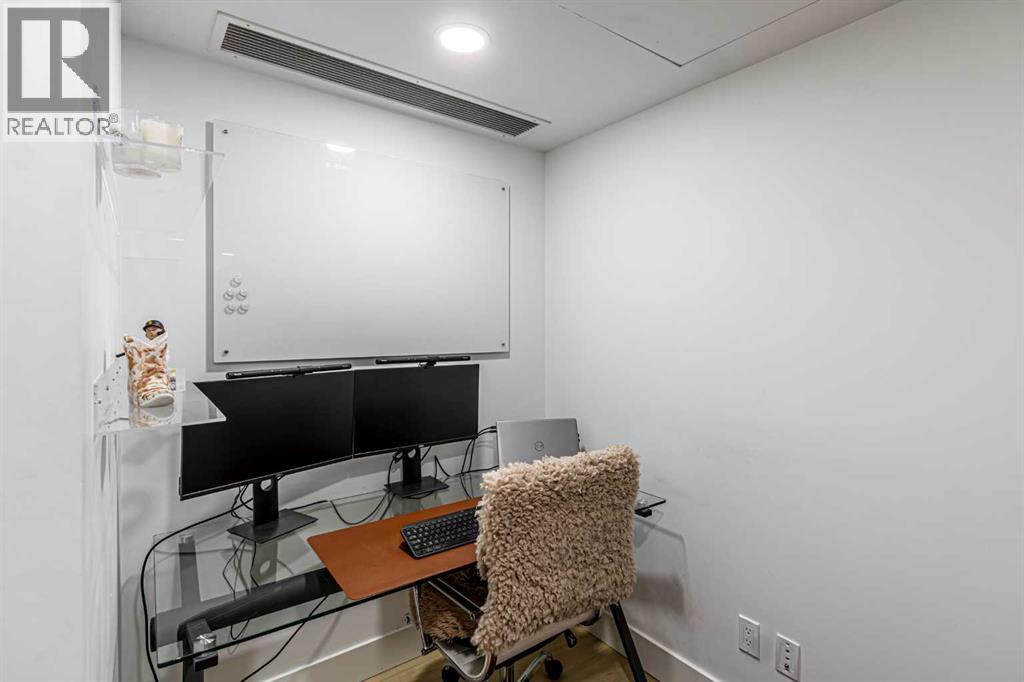 205, 519 Riverfront Avenue SE